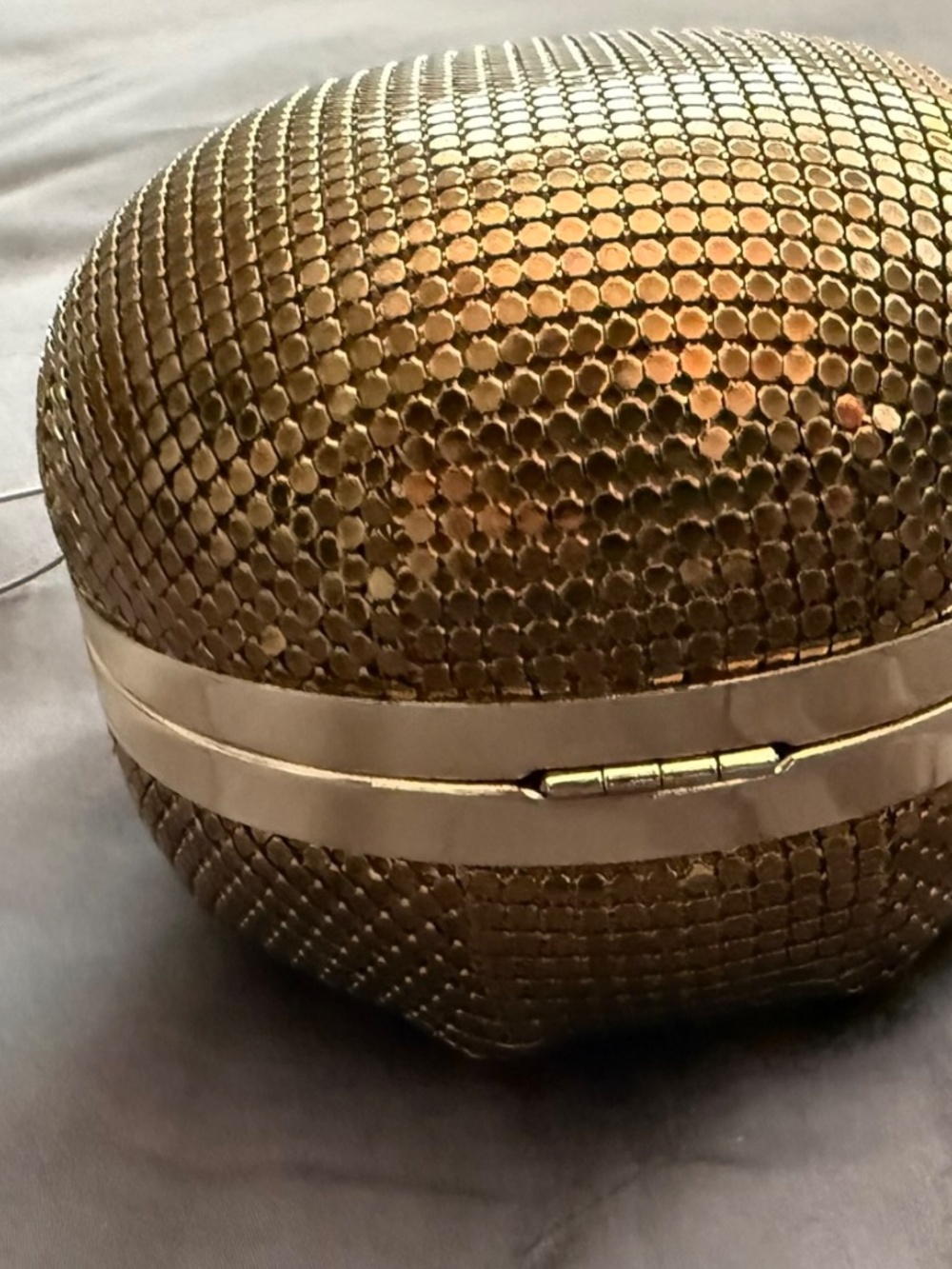 NWT Whiting & Davis Bronze Mesh Spherical Minaudière/Clutch - Picture 4 of 6